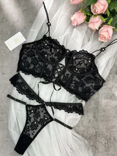 ست سوتین و شورت فانتزی لاکچری کد 242