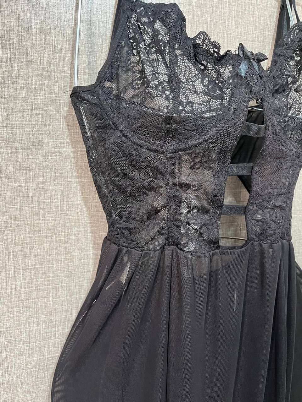 لباسخواب زنانه فانتزی فنردار بلند چاکدار کد 4923