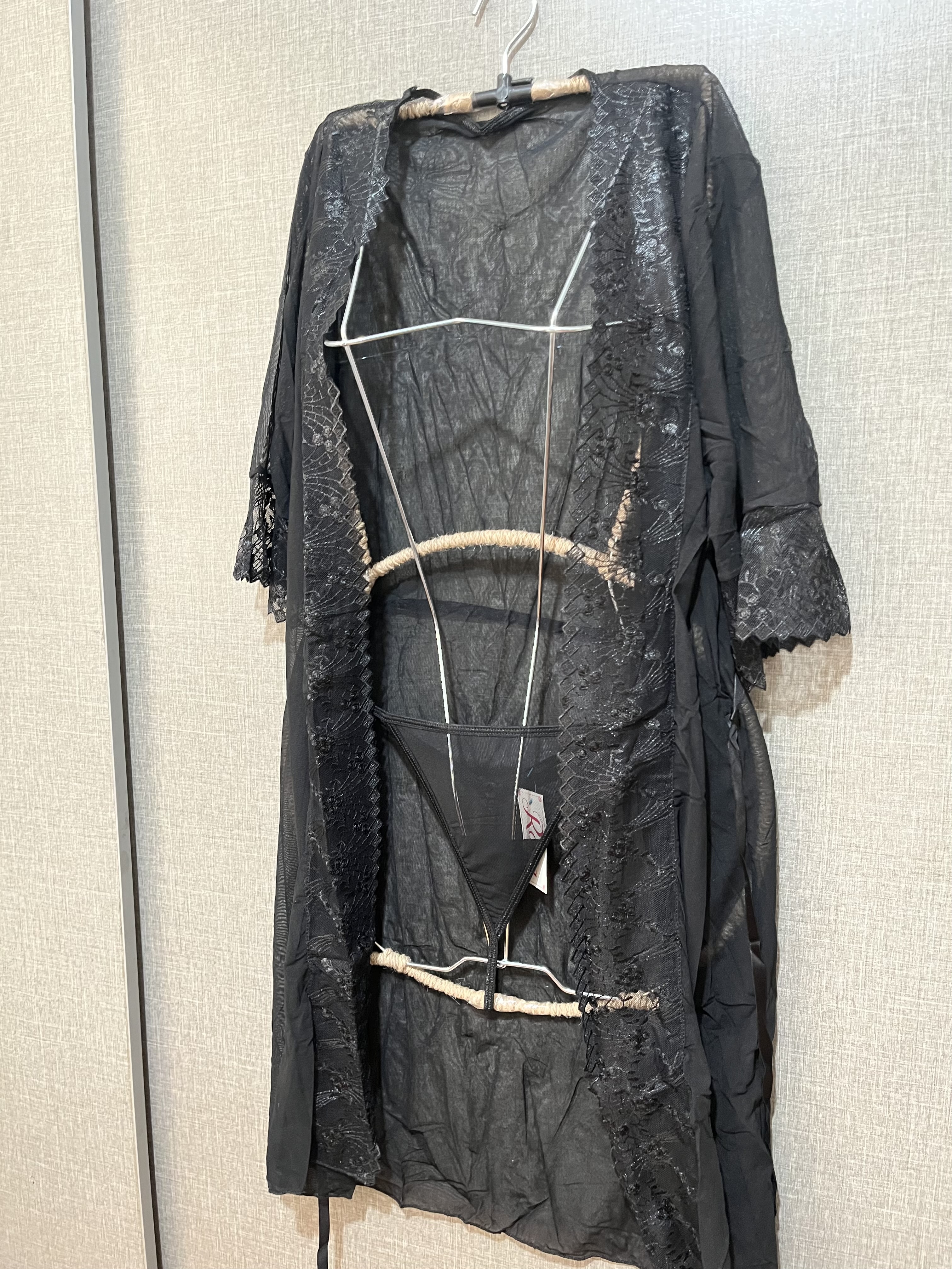 لباسخواب زنانه ربدوشامبر فانتزی روبدوشامبر حریر شورت لامبادا کد 801