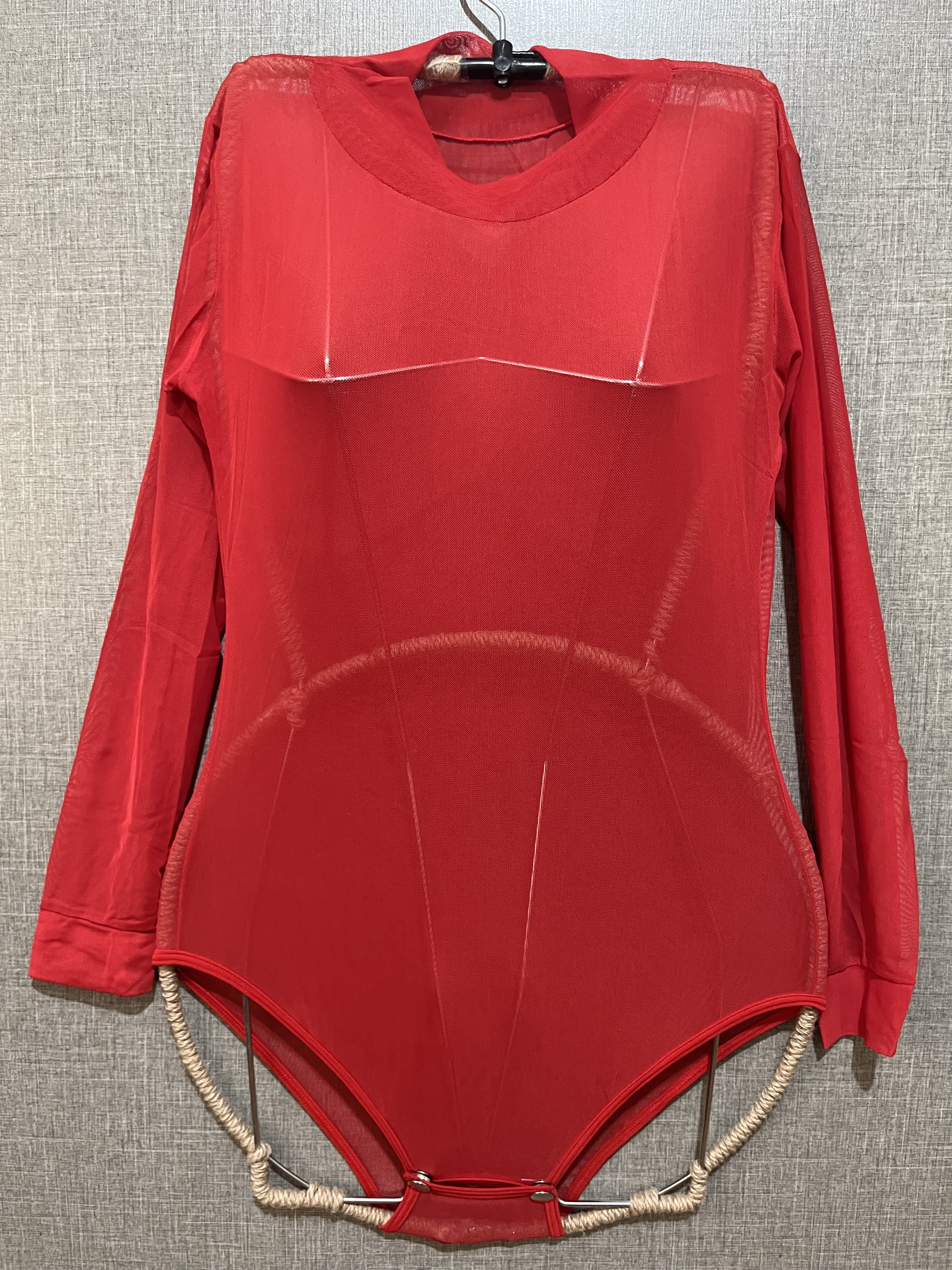 بادی زنانه حریر قرمز یقه گرد استین بلند کد 1618