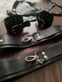 اکسسوری چرم زنانه کد 9878